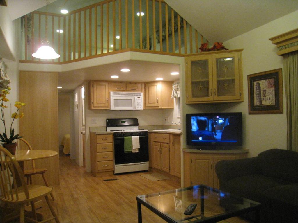 Arden Acres 3*